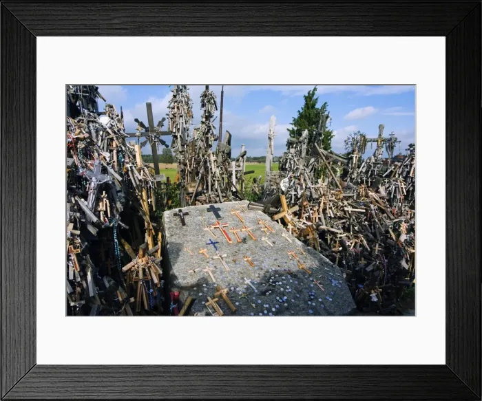 Framed Print : Lithuania, Hill of Crosses (Kryziu Kalnas) Framed Print : Lithuania, Hill of Crosses (Kryziu Kalnas)
