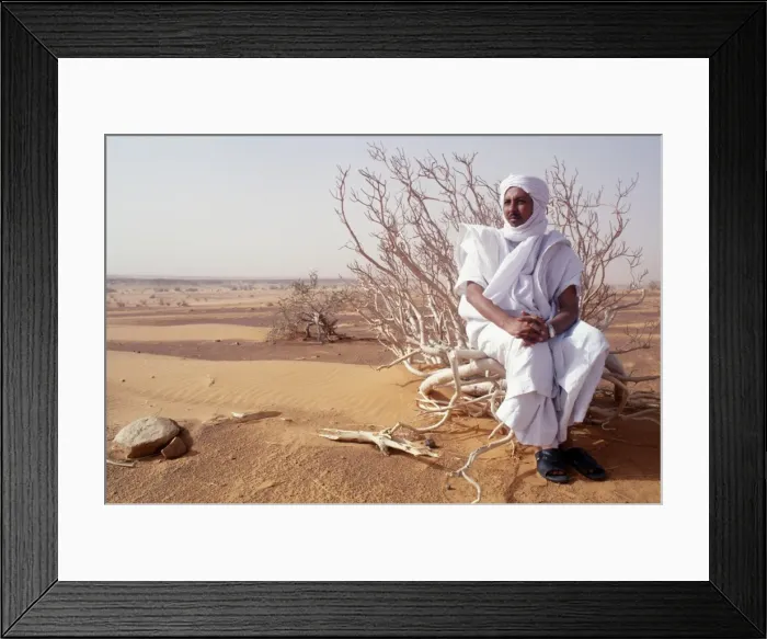 Framed Print : Mauritania, Tagant, Mauritanian guide in the desert