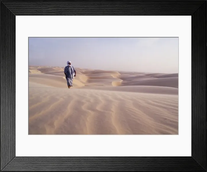Framed Print : Mauritania, Brakna, Desert Guide Framed Print : Mauritania, Brakna, Desert Guide
