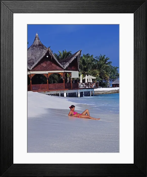 Framed Print : Maldive Islands Framed Print : Maldive Islands