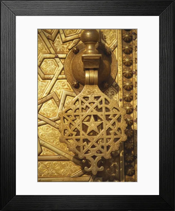 Framed Print : Ornate handle on gilt door at entrance to the Royal Palace Framed Print : Ornate handle on gilt door at entrance to the Royal Palace