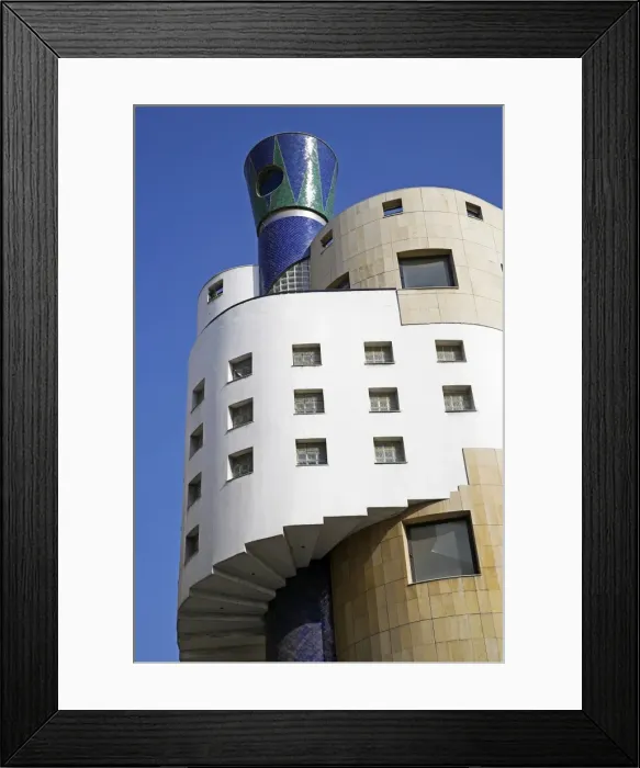 Framed Print : The distinctive Le Triomphe cinema on Rue du Prince Moulay Abdallah Framed Print : The distinctive Le Triomphe cinema on Rue du Prince Moulay Abdallah