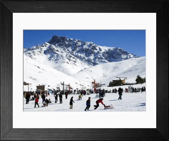 Framed Print : Morocco High Atlas Oukaimeden Ski Resort Skiers on Piste Framed Print : Morocco High Atlas Oukaimeden Ski Resort Skiers on Piste