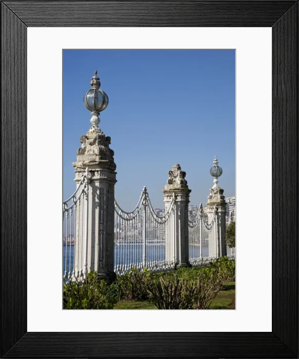 Framed Print : The gates of the Dolmabahce Palace in Istanbul Framed Print : The gates of the Dolmabahce Palace in Istanbul