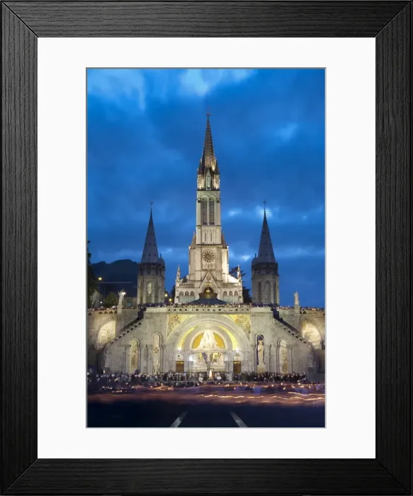 Framed Print : Basilika du Rosaire, Lourdes, Hautes-Pyrenees, Midi-Pyrenees, France Framed Print : Basilika du Rosaire, Lourdes, Hautes-Pyrenees, Midi-Pyrenees, France