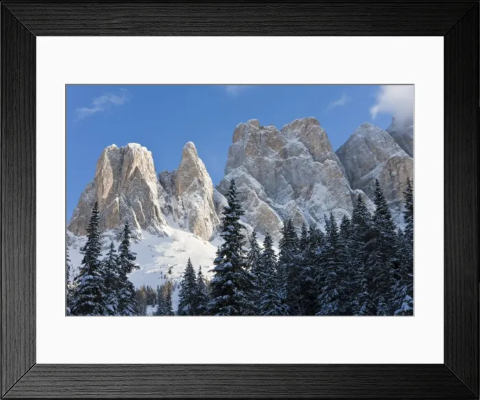 Framed Print : Le Odle Group / Geisler Spitzen, Val di Funes, Italian Dolomites mountains Framed Print : Le Odle Group / Geisler Spitzen, Val di Funes, Italian Dolomites mountains