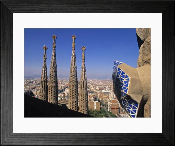 Framed Print : Sagrada Familia cathedral, Barcelona, Spain Framed Print : Sagrada Familia cathedral, Barcelona, Spain