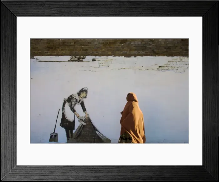 Framed Print : Banksy, London, England, UK Framed Print : Banksy, London, England, UK