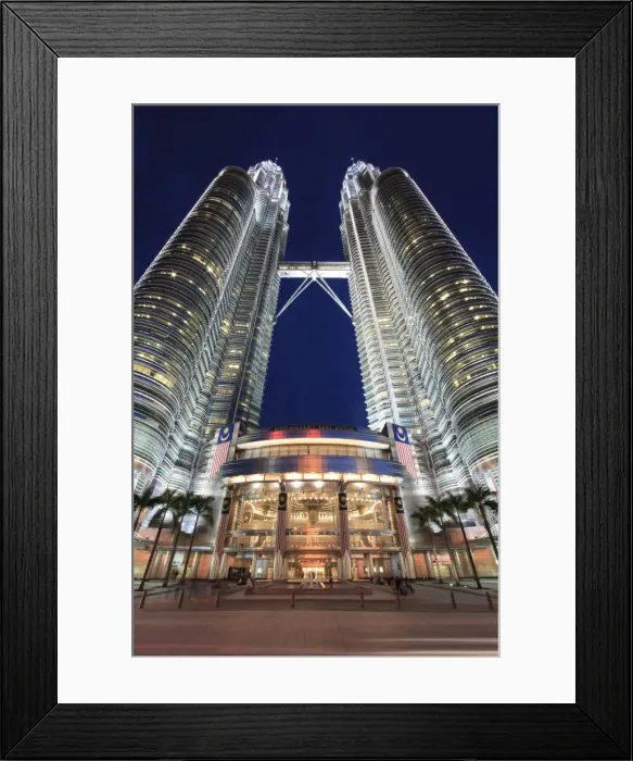 Framed Print : Petronas Towers, Kuala Lumpur, Malaysia