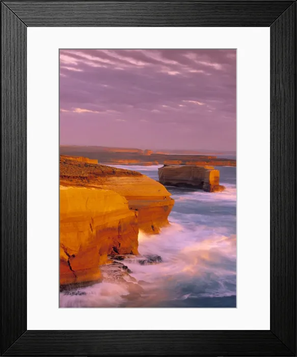 Framed Print : Twelve Apostles, Victoria, Australia Framed Print : Twelve Apostles, Victoria, Australia