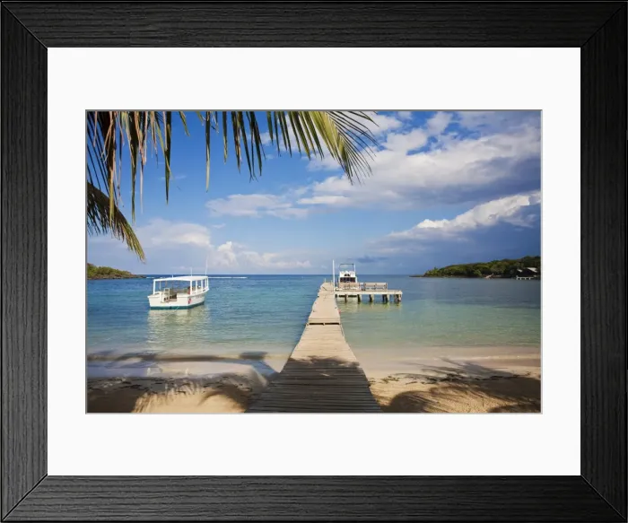 Framed Print : Honduras, Bay Islands, Roatan, Half Moon Bay Framed Print : Honduras, Bay Islands, Roatan, Half Moon Bay