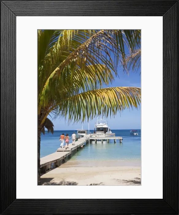 Framed Print : Honduras, Bay Islands, Roatan, Half Moon Bay Framed Print : Honduras, Bay Islands, Roatan, Half Moon Bay
