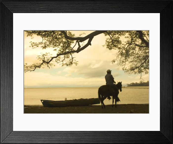 Framed Print : Nicaragua, Isla de Ometepe, Lake Nicaragua, Sunset Framed Print : Nicaragua, Isla de Ometepe, Lake Nicaragua, Sunset