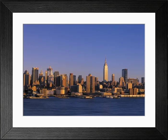 Framed Print : Manhattan, New York City Framed Print : Manhattan, New York City
