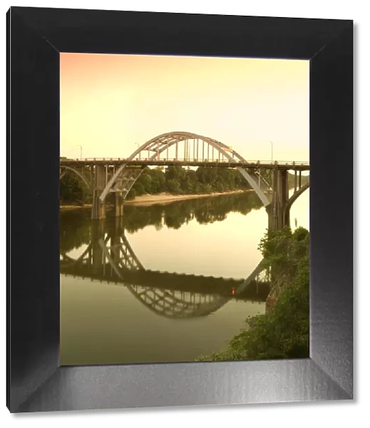 USA, Alabama, Selma, Sunset, Edmund Pettus Bridge, American Civil Rights Movement Landmark