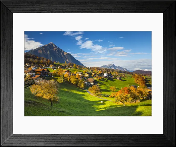 Framed Print : Krattigen and Lake Thun, Berner Oberland, Switzerland