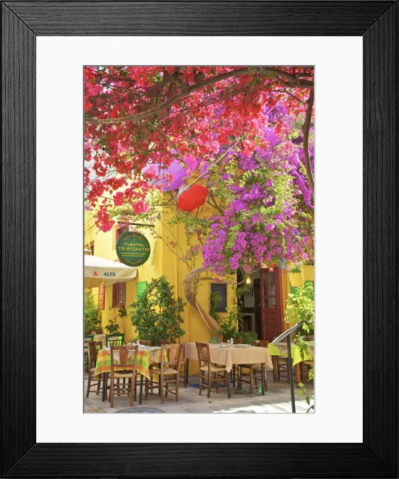 Framed Print : Restaurant in the Old Town of Nafplio, Argolis, The Peloponnese, Greece, Southern Europe Framed Print : Restaurant in the Old Town of Nafplio, Argolis, The Peloponnese, Greece, Southern Europe