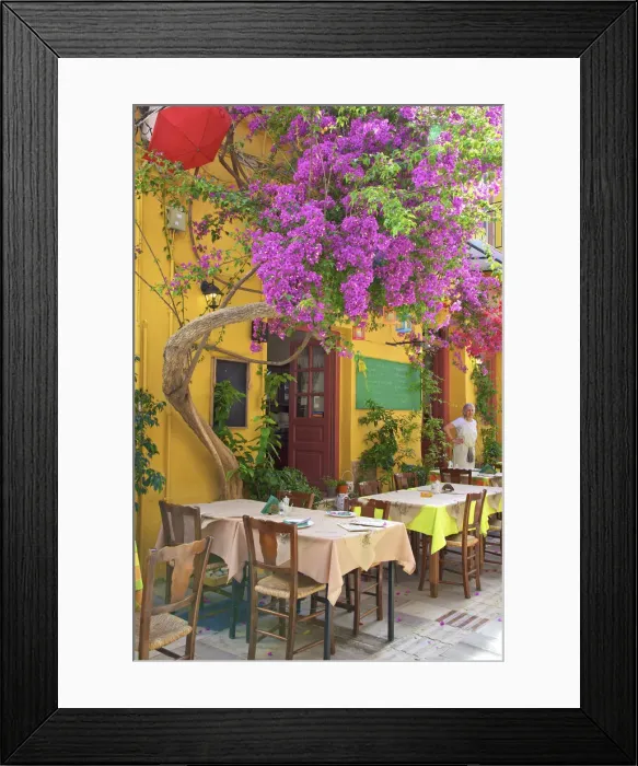Framed Print : Restaurant in the Old Town of Nafplio, Argolis, The Peloponnese, Greece, Southern Europe Framed Print : Restaurant in the Old Town of Nafplio, Argolis, The Peloponnese, Greece, Southern Europe