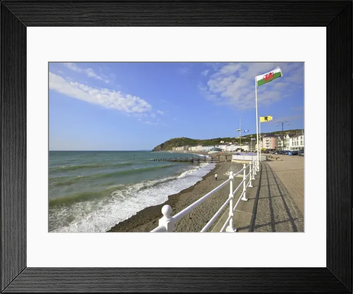 Framed Print : The Beach and Promenade at Aberystwyth, Cardigan Bay, Wales, United Kingdom, Europe Framed Print : The Beach and Promenade at Aberystwyth, Cardigan Bay, Wales, United Kingdom, Europe