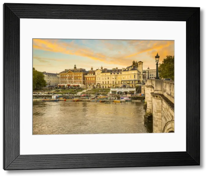 Framed Print : River Thames, Richmond, London, England, UK Framed Print : River Thames, Richmond, London, England, UK