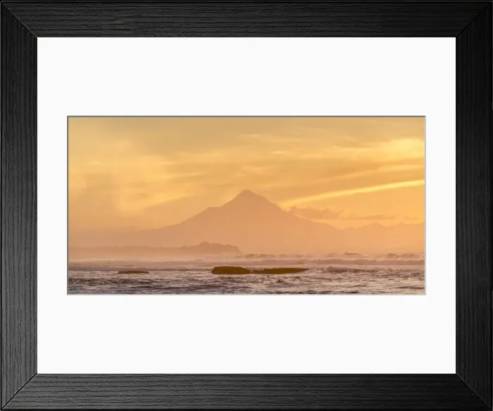 Framed Print : Silhouette of Mount Taranaki at sunset. Tongaporutu, New Plymouth district Framed Print : Silhouette of Mount Taranaki at sunset. Tongaporutu, New Plymouth district