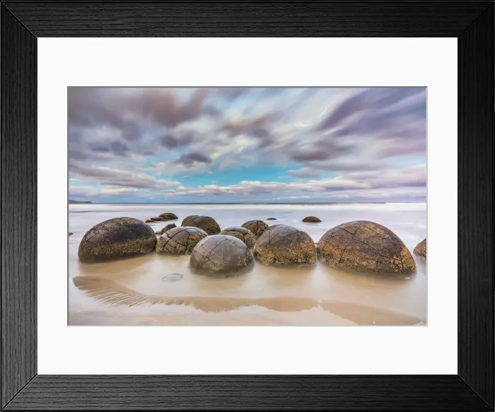 Framed Print : Moeraki Boulders at sunset. Hampden, Waitaki district, Otago region, South Island Framed Print : Moeraki Boulders at sunset. Hampden, Waitaki district, Otago region, South Island