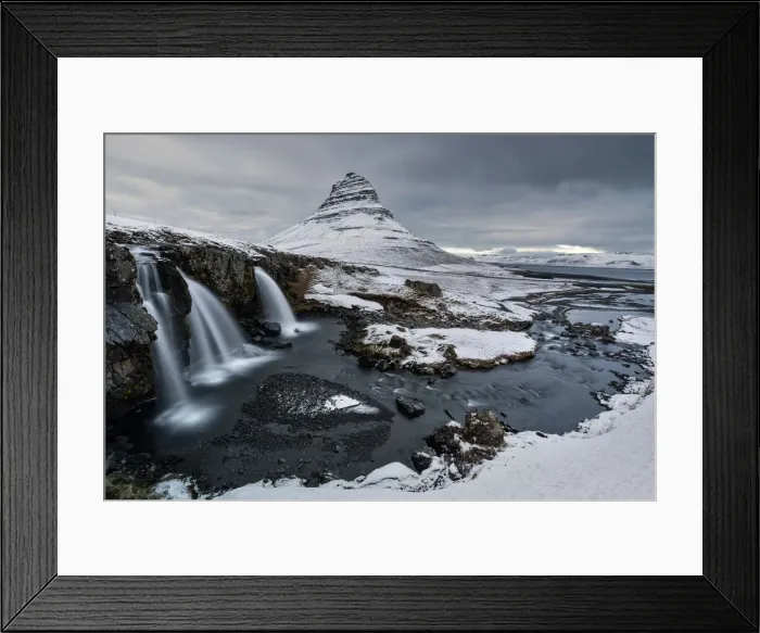 Framed Print : Kirkjufellsfoss and Kirkjufell mountain, Grundafjord, Vesturland, Western Iceland, Europe Framed Print : Kirkjufellsfoss and Kirkjufell mountain, Grundafjord, Vesturland, Western Iceland, Europe