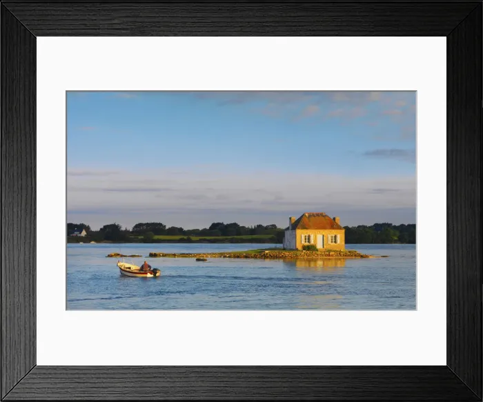 Framed Print : France, Brittany, Morbihan, Belz, Etel river, St