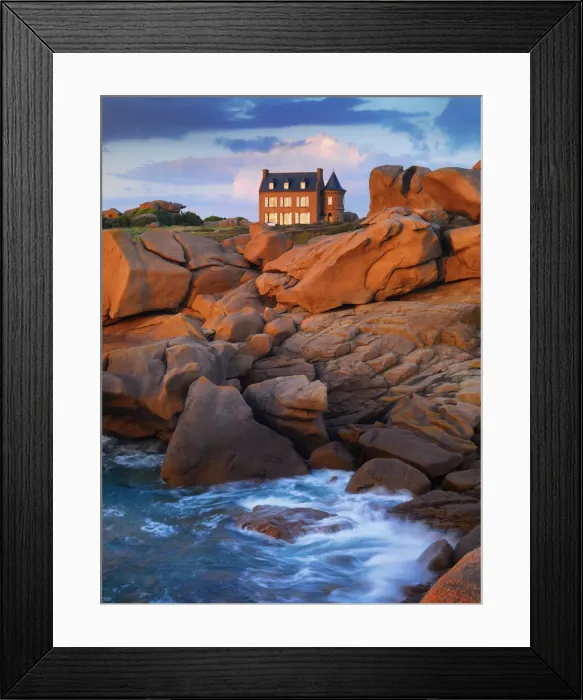 Framed Print : France, Brittany, Cote de Granit Rose (Pink Granite Coast), Cotes d Armor, Tregastel