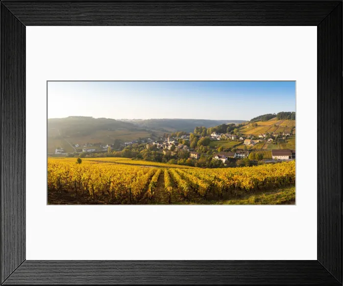 Framed Print : France, Bourgogne-Franche-Comte, Burgundy, Cote-d Or, Pernand-Vergelesses Framed Print : France, Bourgogne-Franche-Comte, Burgundy, Cote-d Or, Pernand-Vergelesses
