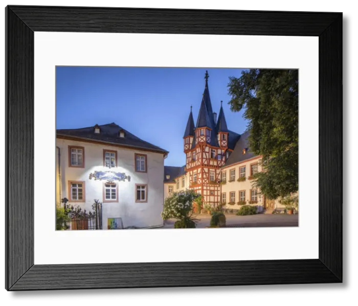 Framed Print : Siegfriedas Mechanical Music Cabinet Museum at dusk, Rudesheim, Rhineland-Palatinate Framed Print : Siegfriedas Mechanical Music Cabinet Museum at dusk, Rudesheim, Rhineland-Palatinate