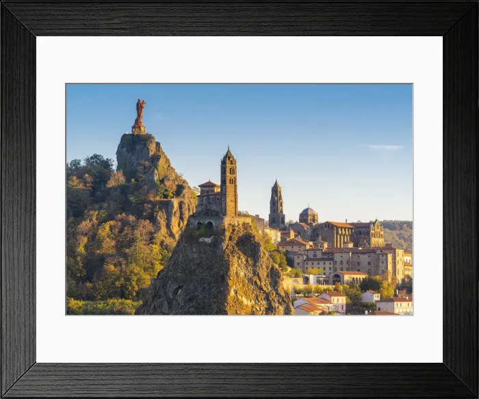 Framed Print : France, Auvergne-Rhone-Alpes, Haute-Loire, Le Puy-en-Velay. Cityscape at sunset Framed Print : France, Auvergne-Rhone-Alpes, Haute-Loire, Le Puy-en-Velay. Cityscape at sunset