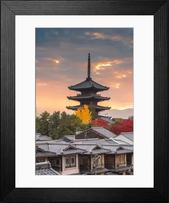 Framed Print : Yasaka Pagoda in Hokanji temple, Higashiyama district, Kyoto, Kyoto prefecture, Kansai