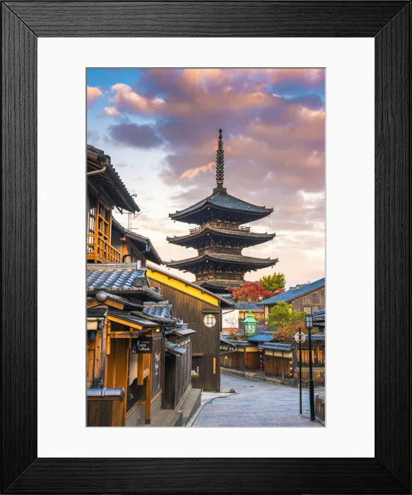 Framed Print : Higashiyama district (old town) and Yasaka Pagoda in Hokanji temple, Kyoto, Kansai region Framed Print : Higashiyama district (old town) and Yasaka Pagoda in Hokanji temple, Kyoto, Kansai region