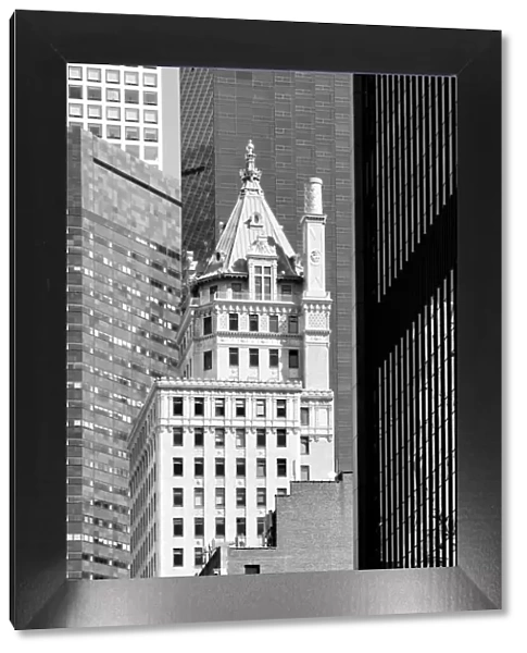 USA, American, New York, Manhattan, Midtown, The Crown Building, 5th Avenue