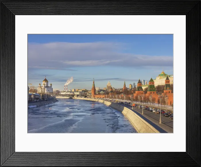 Framed Print : Cityscape, Kremlin, Moskva river, Moscow, Russia Framed Print : Cityscape, Kremlin, Moskva river, Moscow, Russia
