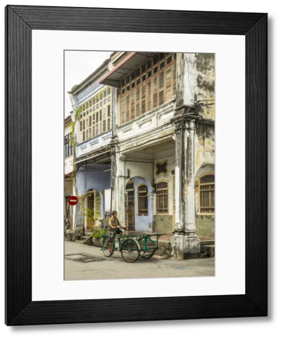 Framed Print : Traditional 19th century shophouse, George Town, Penang Island, Malaysia