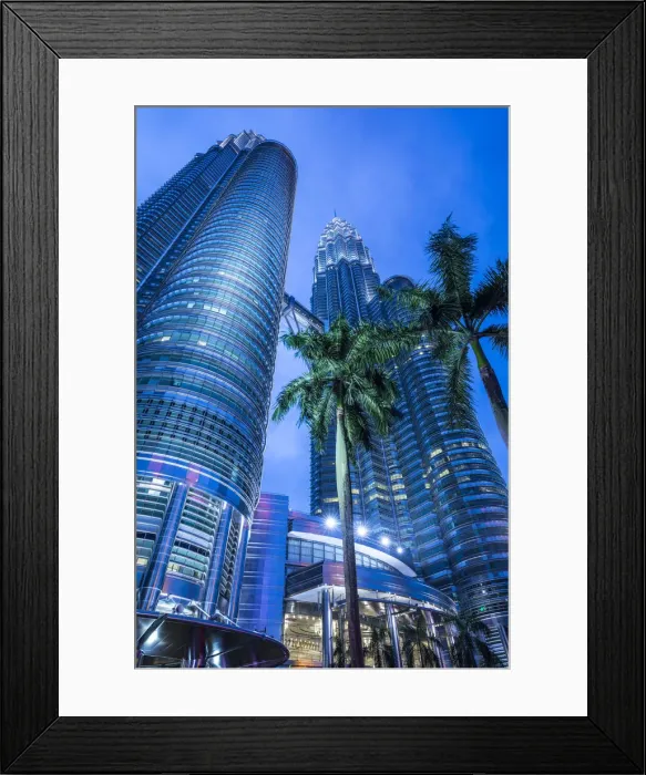 Framed Print : Petronas Towers, KLCC, Kuala Lumpur, Malaysia Framed Print : Petronas Towers, KLCC, Kuala Lumpur, Malaysia