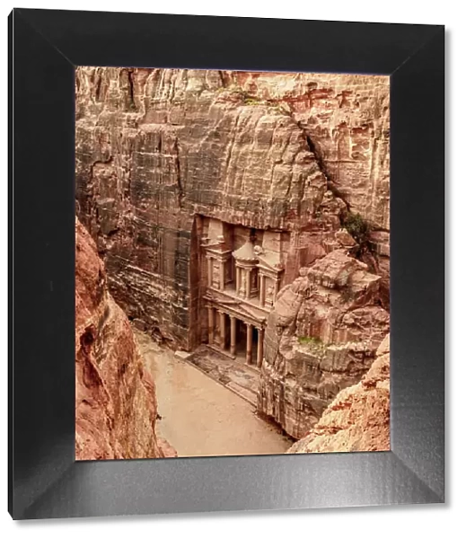 The Treasury, Al-Khazneh, elevated view, Petra, Ma an Governorate, Jordan