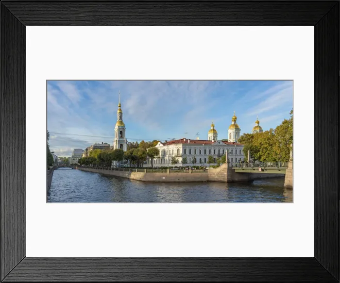 Framed Print : The bell tower and domes of Saint Nicholas Naval Cathedral on Griboyedov Canal Framed Print : The bell tower and domes of Saint Nicholas Naval Cathedral on Griboyedov Canal