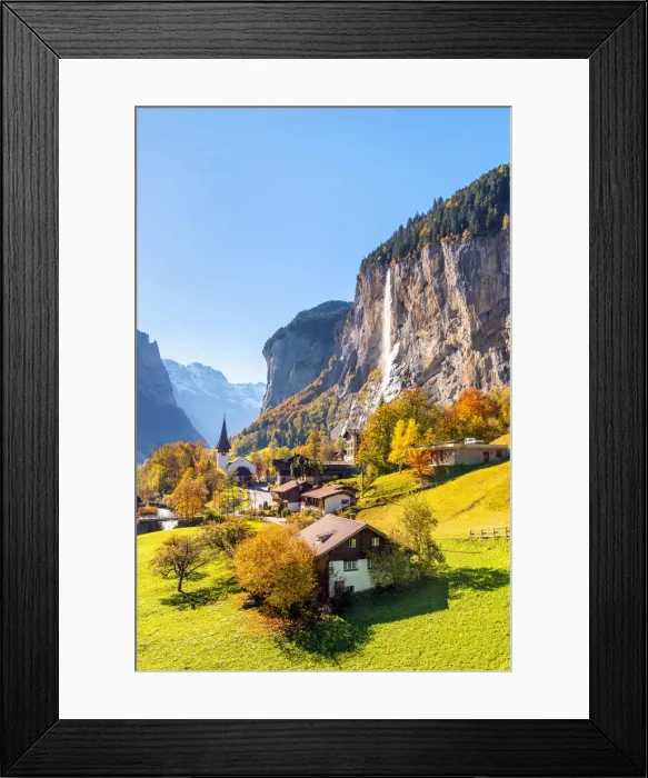 Framed Print : Lauterbrunnen, Canton of Bern, Switzerland, Europe Framed Print : Lauterbrunnen, Canton of Bern, Switzerland, Europe