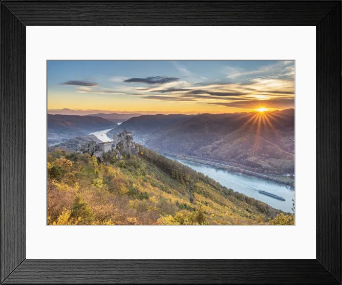 Framed Print : Schoenbohel-Aggsbach, Wachau, district of Melk, Lower Austria, Austria, Europe