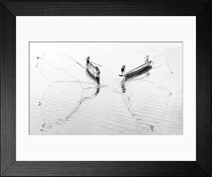 Framed Print : Net casting fishermen on the Perfume River, Hue, Vietnam