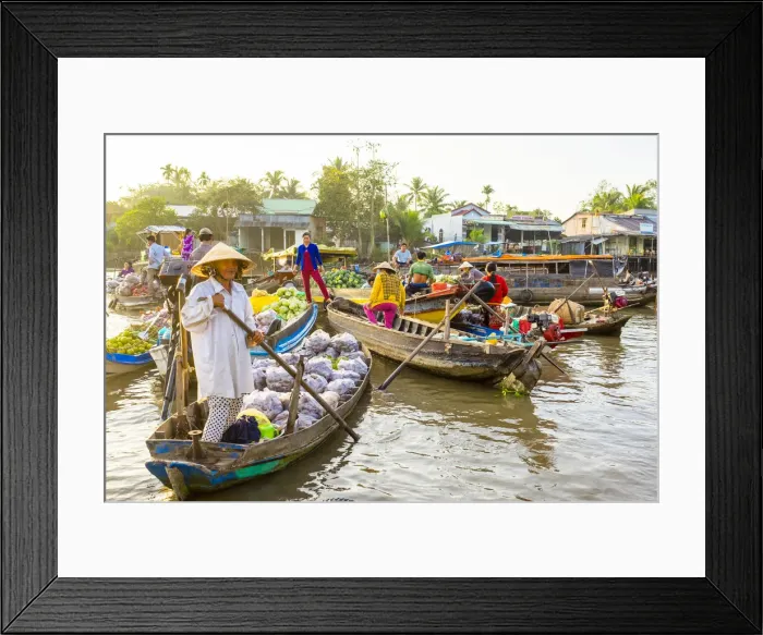 Framed Print : Phong Dien floating market, Phong Điền District, Cần Framed Print : Phong Dien floating market, Phong Điền District, Cần