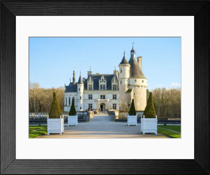 Framed Print : Front entrance to ChAteau de Chenonceau castle, Chenonceaux, Indre-et-Loire, Centre Framed Print : Front entrance to ChAteau de Chenonceau castle, Chenonceaux, Indre-et-Loire, Centre