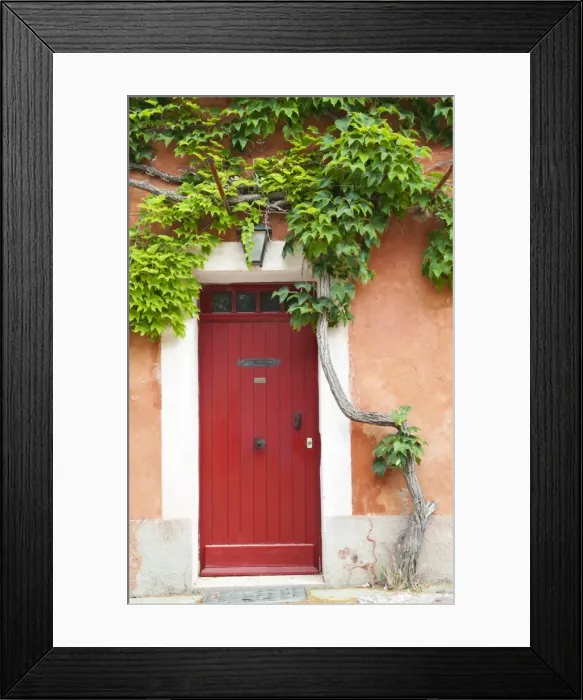 Framed Print : Traditional architecture in Roussillon, Provence, France Framed Print : Traditional architecture in Roussillon, Provence, France