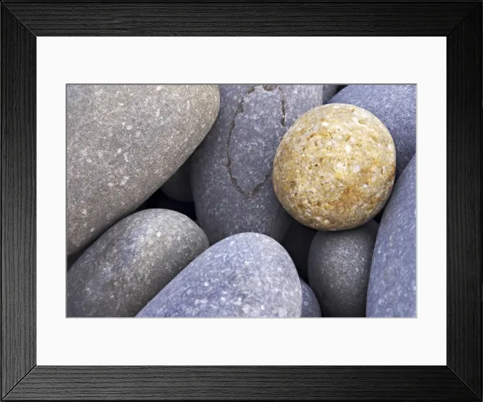 Framed Print : Pebbles in Sandymouth Beach, Cornwall, UK Framed Print : Pebbles in Sandymouth Beach, Cornwall, UK
