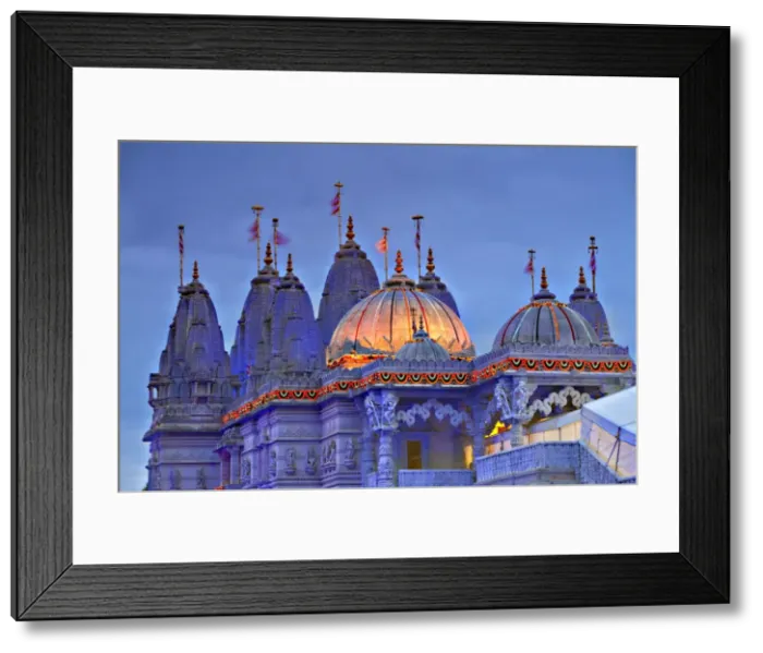 Framed Print : England, London, Neasden, Shri Swaminarayan Mandir Temple illuminated for Hindu Festival of Diwali Framed Print : England, London, Neasden, Shri Swaminarayan Mandir Temple illuminated for Hindu Festival of Diwali