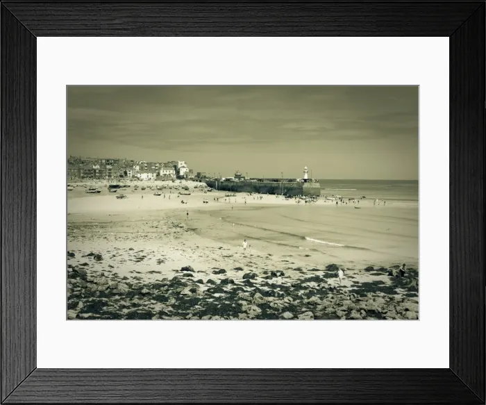 Framed Print : St. Ives, Cornwall, England Framed Print : St. Ives, Cornwall, England