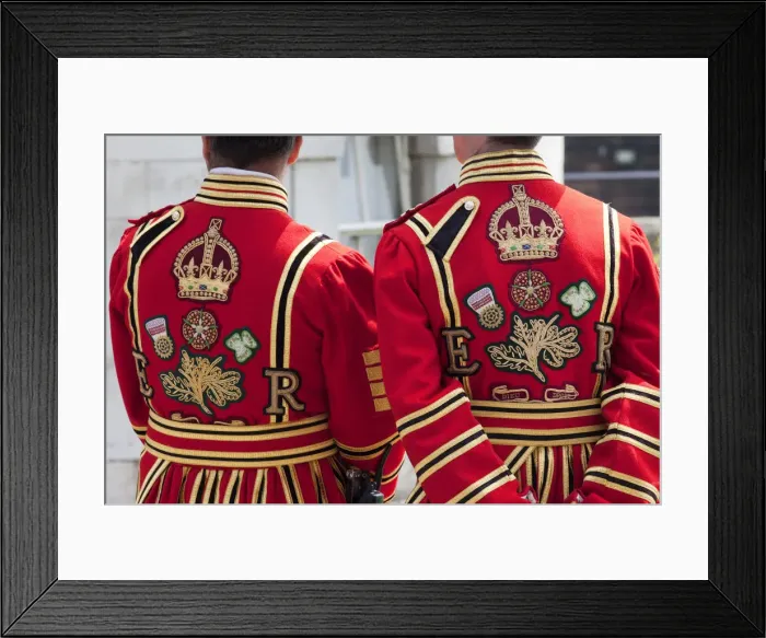 Framed Print : England, London, Tower of London, Beefeaters in State Dress Framed Print : England, London, Tower of London, Beefeaters in State Dress